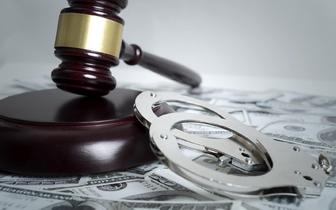 本市市民购买的拍卖房遭打砸 原房主下黑手被判刑