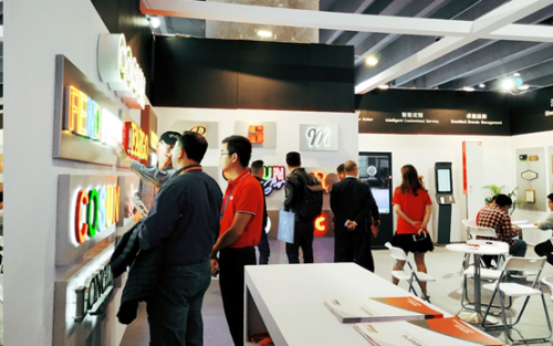 柯赛标识亮相2019广州国际广告标识展,引起高