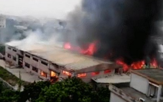 洛社一工厂起火 女员工被严重烧伤仍在抢救