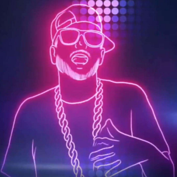 举杯痛饮庆功酒