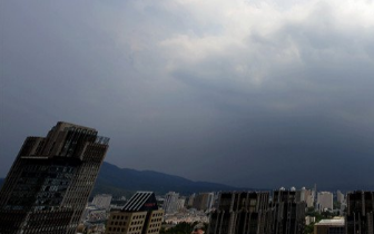 这个周末江苏“雨热齐飞”，做好防暑降温准备