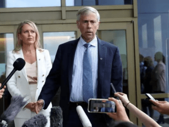 为马杜罗辩护律师以出奇制胜闻名 曾助阿桑奇重获自由