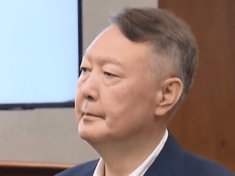 韩检方要求判处死刑 尹锡悦被指在庭审上"强颜欢笑"