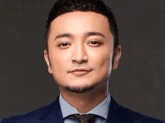 离婚无儿无女的尼格买提，如今已活成人生赢家